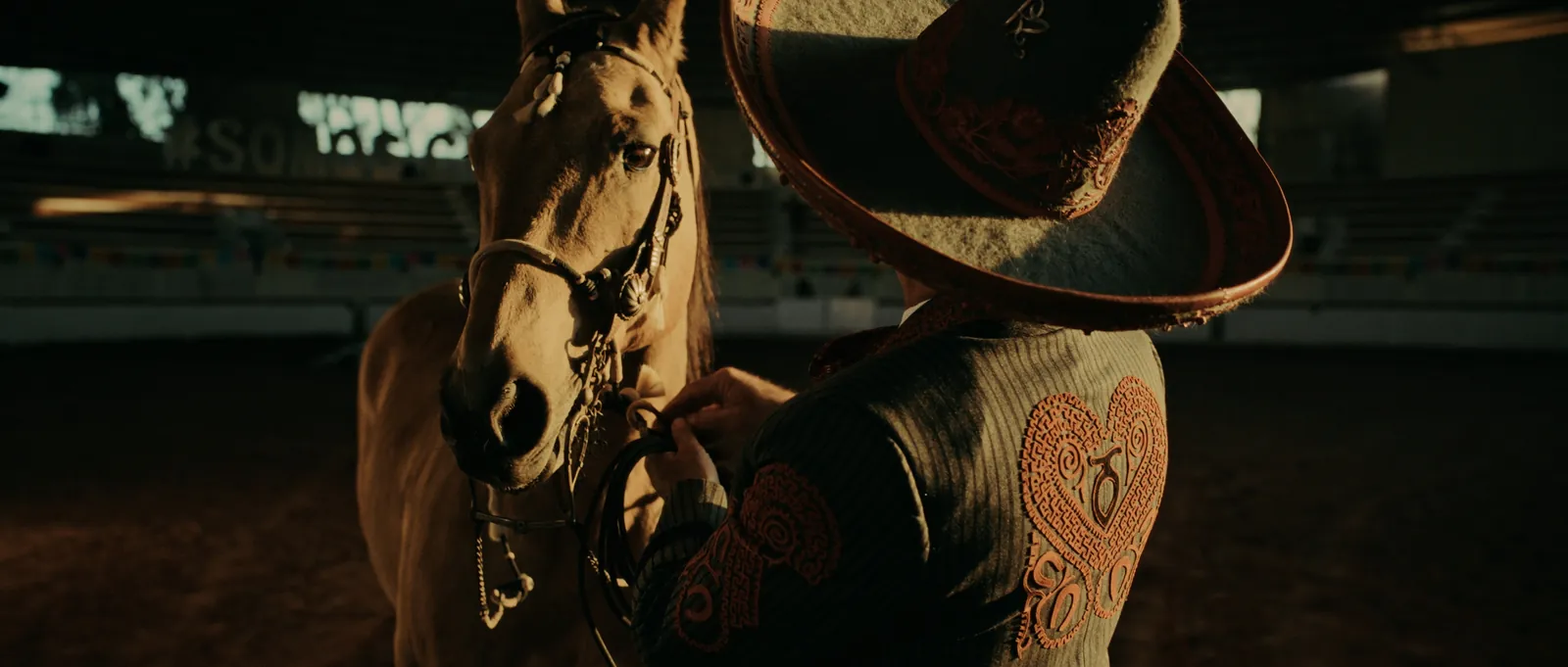 El Charro Legendario · 12
